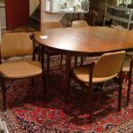 332 8441 DINING ROOM SET